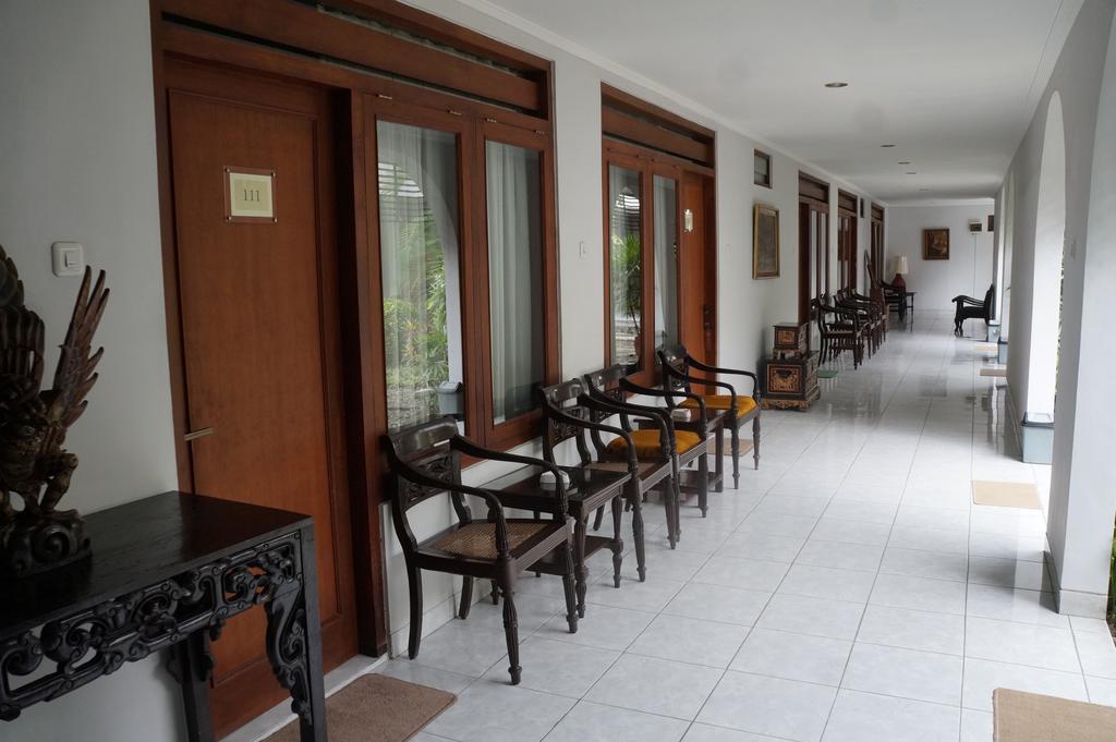 Hotel Kirana Yogyakarta Ngoại thất bức ảnh