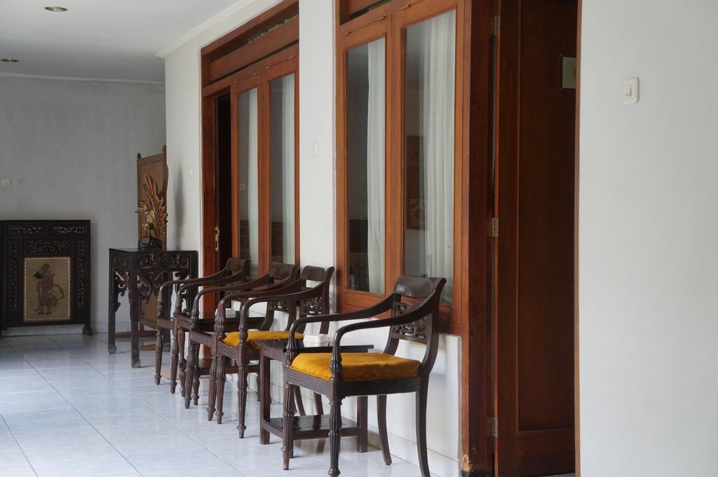 Hotel Kirana Yogyakarta Ngoại thất bức ảnh