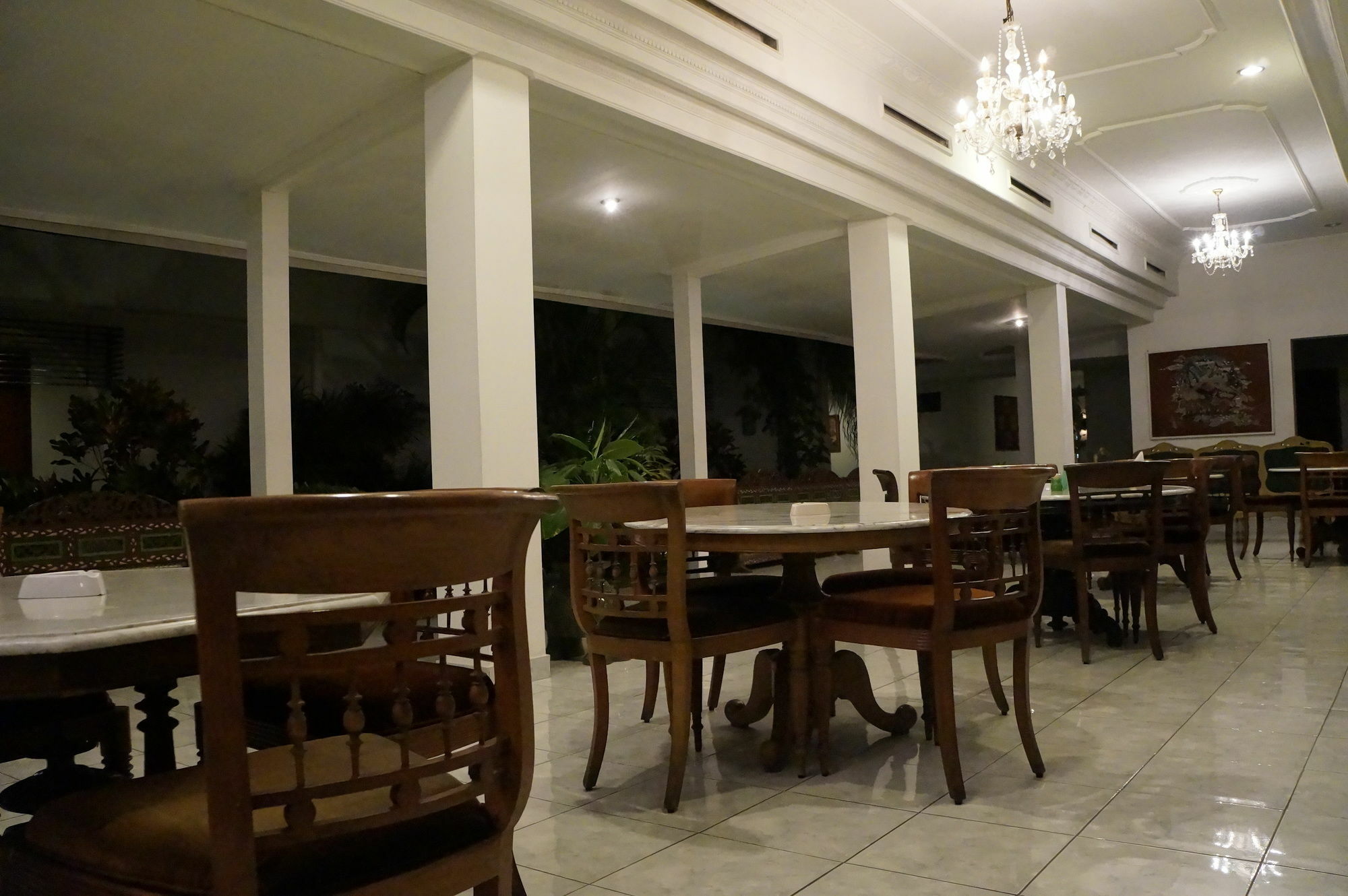 Hotel Kirana Yogyakarta Ngoại thất bức ảnh